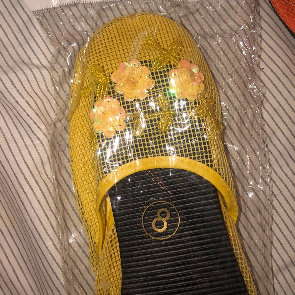 Chinese slippers